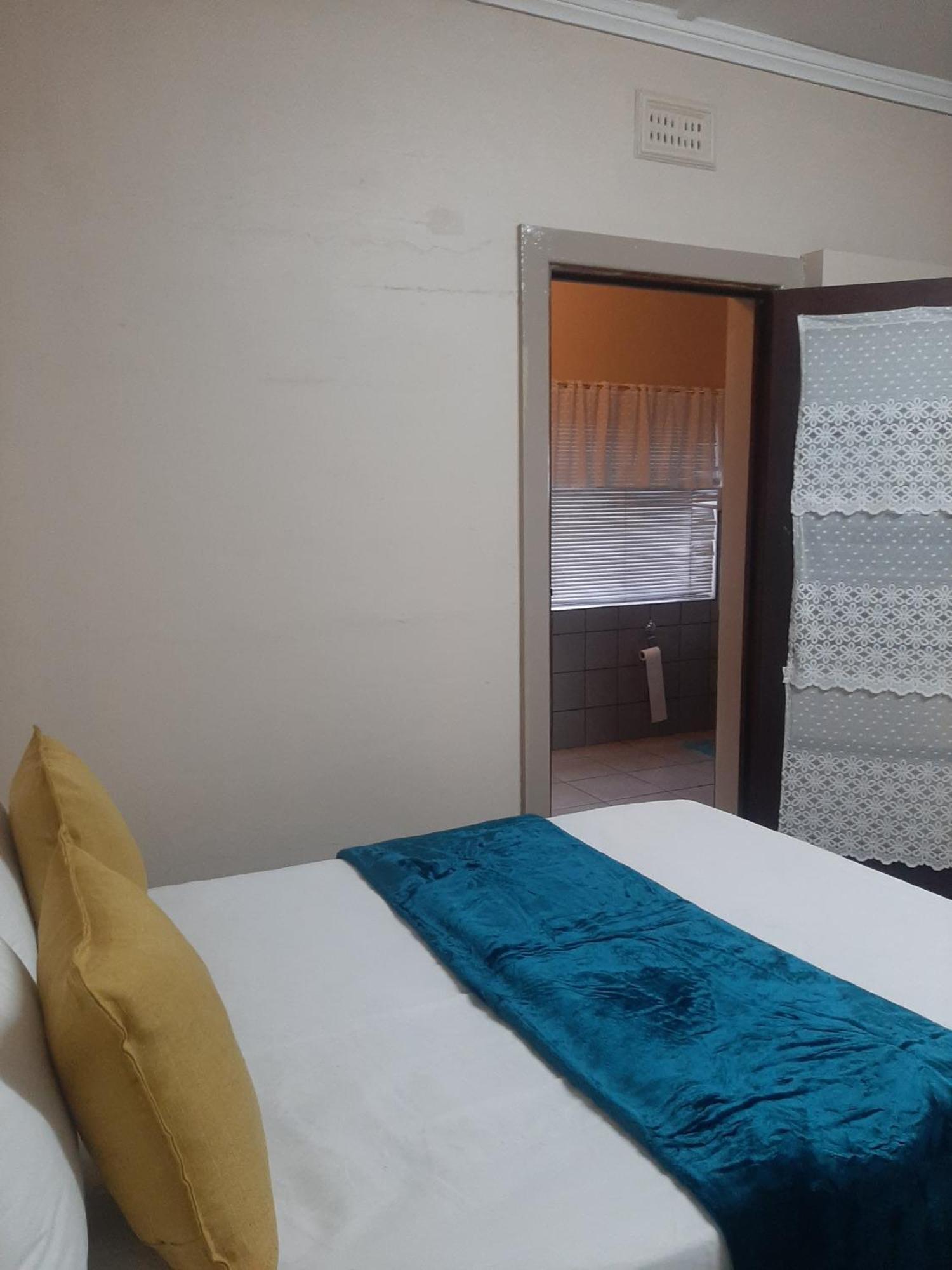 Triple S Guest House เคปทาวน์ ภายนอก รูปภาพ